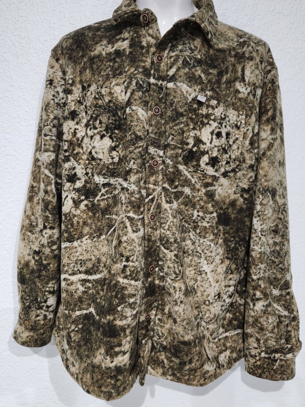 Racks & Reels Camo Sherpa Button Down XL